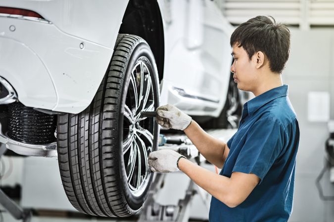 bảo dưỡng ô tô bình tân